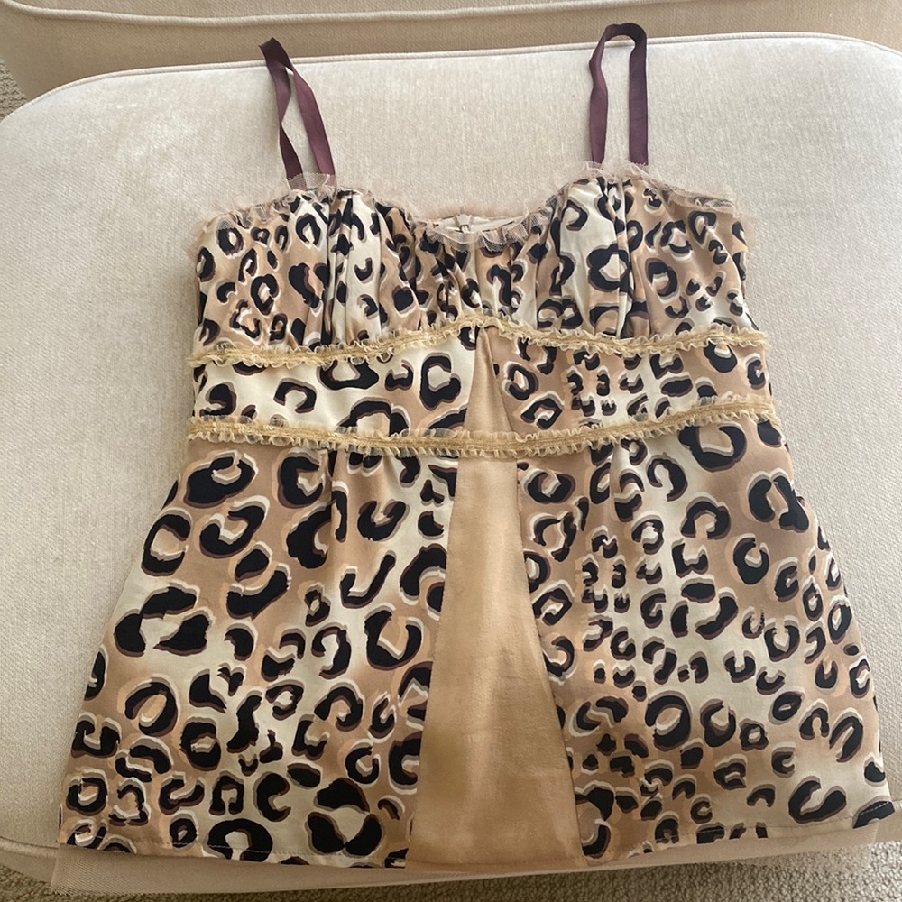 Gorgeous leopard corset top